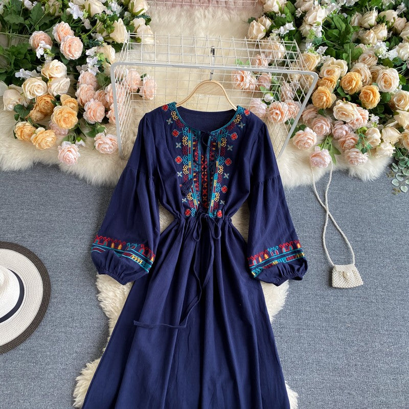 Simple Embroidered Long Sleeve Dress HZ1023