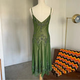 Green Vintage Fashion Elegant Exquisite Beaded Long Chiffon Suspender Dress Floral Embroidery Ball Gown Evening Gown Party Dress Prom Gown HZ1023